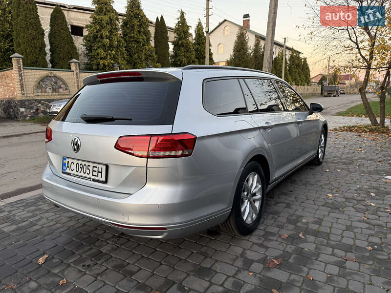 Универсал Volkswagen Passat 2016 в Луцке фото 4 Универсал Volkswagen Passat 2016 в Луцке