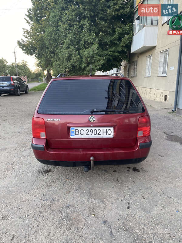 Універсал Volkswagen Passat 1998 в Самборі