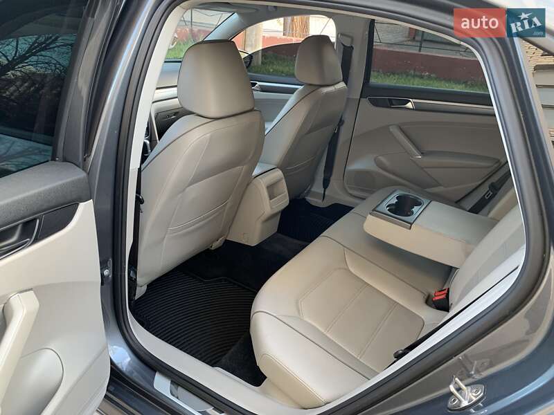 Седан Volkswagen Passat 2017 в Кривом Роге