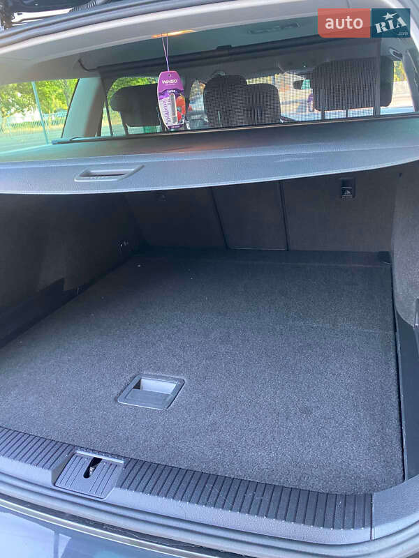 Универсал Volkswagen Passat 2020 в Вараше фото 20 Универсал Volkswagen Passat 2020 в Вараше