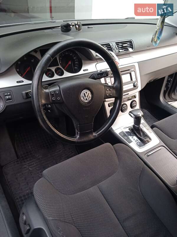 Універсал Volkswagen Passat 2008 в Тернополі