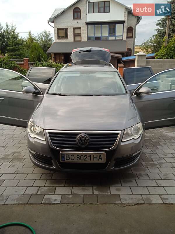 Універсал Volkswagen Passat 2008 в Тернополі