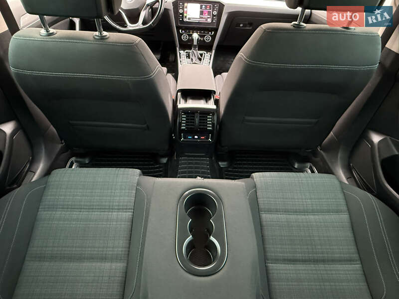 Универсал Volkswagen Passat 2020 в Бердичеве фото 61 Универсал Volkswagen Passat 2020 в Бердичеве