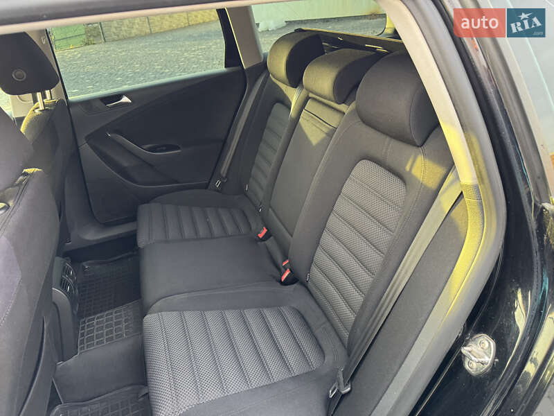 Универсал Volkswagen Passat 2009 в Ровно фото 10 Универсал Volkswagen Passat 2009 в Ровно