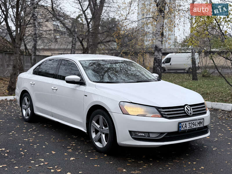 Седан Volkswagen Passat 2015 в Киеве