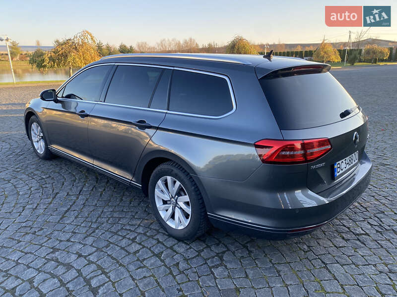 Универсал Volkswagen Passat 2015 в Жовкве
