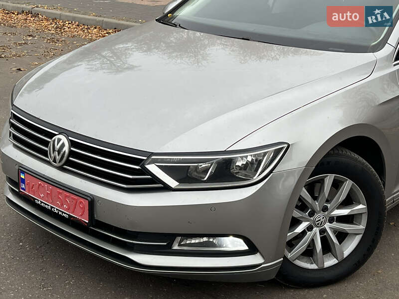 Універсал Volkswagen Passat 2015 в Миколаєві