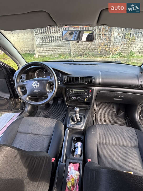 Седан Volkswagen Passat 2003 в Львове фото 13 Седан Volkswagen Passat 2003 в Львове