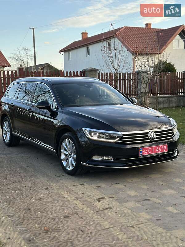 Универсал Volkswagen Passat 2019 в Стрые