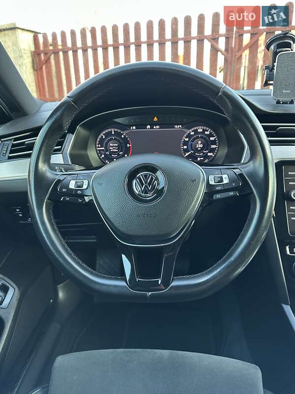 Универсал Volkswagen Passat 2019 в Стрые