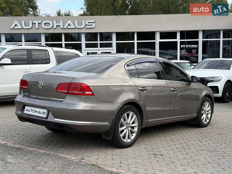 Седан Volkswagen Passat 2011 в Житомире фото 6 Седан Volkswagen Passat 2011 в Житомире