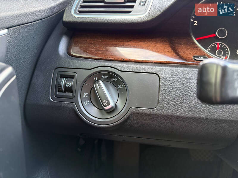 Седан Volkswagen Passat 2011 в Житомире фото 15 Седан Volkswagen Passat 2011 в Житомире