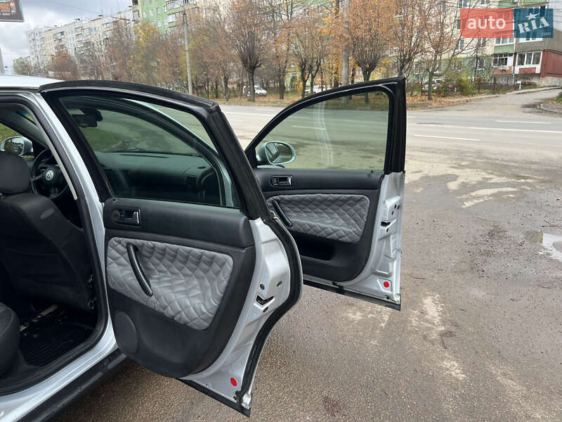 Седан Volkswagen Passat 2002 в Черновцах фото 14 Седан Volkswagen Passat 2002 в Черновцах