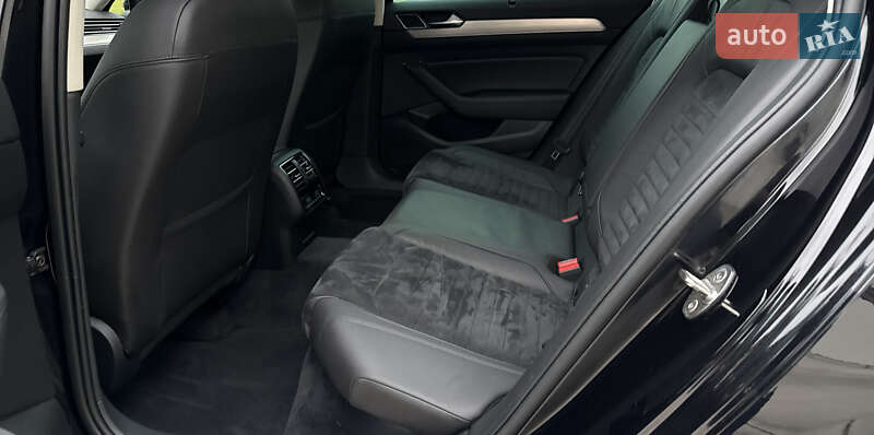 Универсал Volkswagen Passat 2018 в Луцке фото 19 Универсал Volkswagen Passat 2018 в Луцке