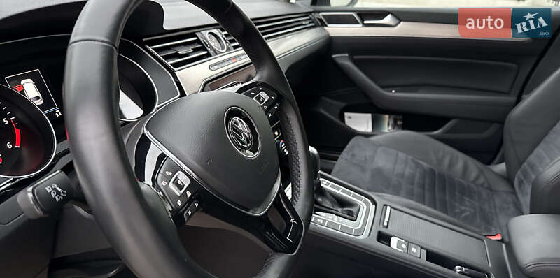 Универсал Volkswagen Passat 2018 в Луцке фото 33 Универсал Volkswagen Passat 2018 в Луцке