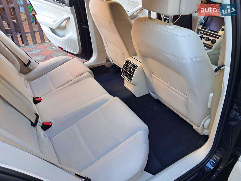Седан Volkswagen Passat 2016 в Виннице фото 46 Седан Volkswagen Passat 2016 в Виннице