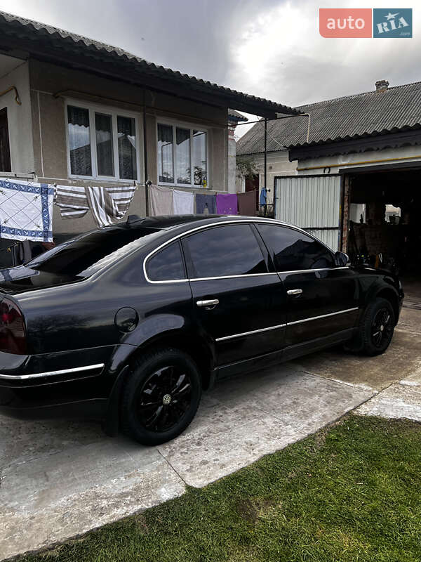 Седан Volkswagen Passat 2004 в Тернополі