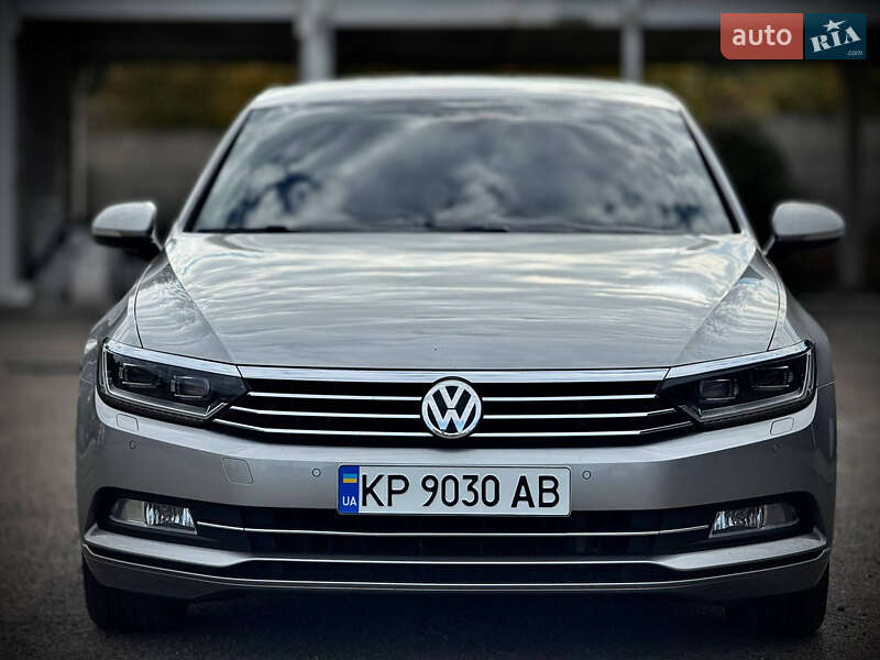 Седан Volkswagen Passat 2015 в Запорожье