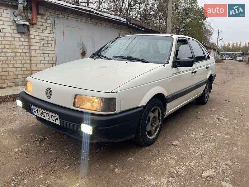 Седан Volkswagen Passat 1989 в Харькове фото 10 Седан Volkswagen Passat 1989 в Харькове