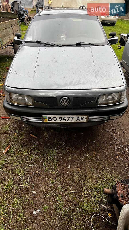 Универсал Volkswagen Passat 1990 в Збараже
