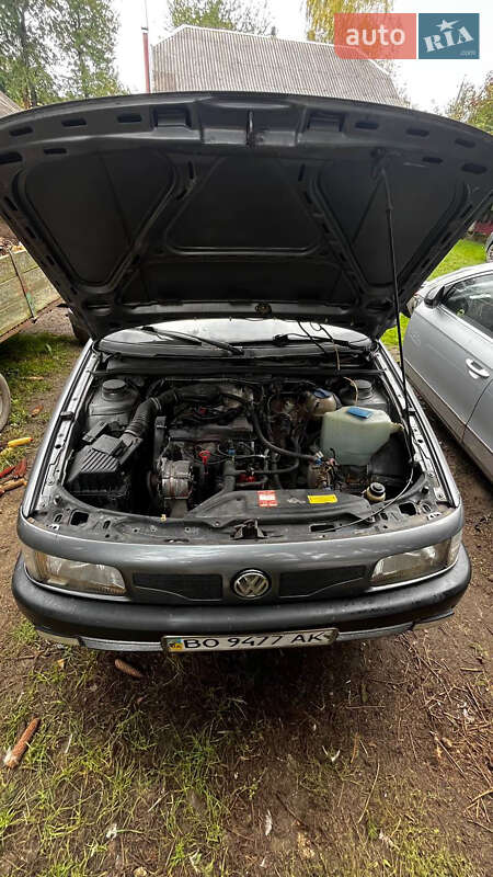 Универсал Volkswagen Passat 1990 в Збараже
