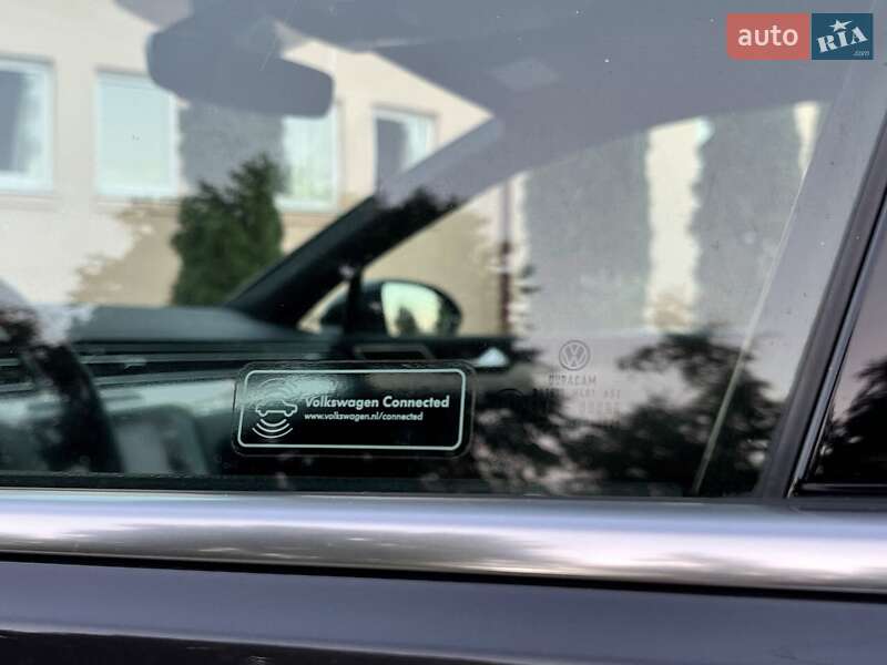 Универсал Volkswagen Passat 2017 в Киеве