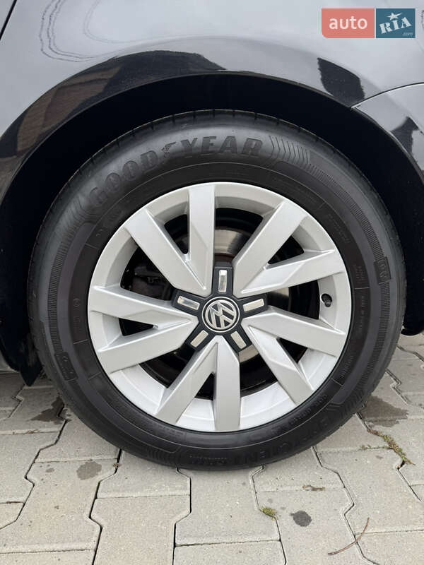 Седан Volkswagen Passat 2011 в Черновцах фото 7 Седан Volkswagen Passat 2011 в Черновцах