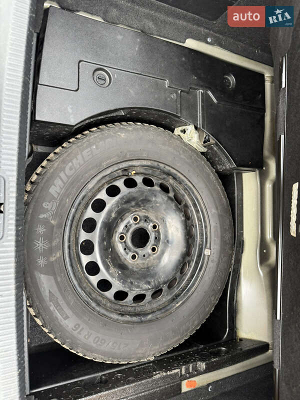 Седан Volkswagen Passat 2011 в Черновцах фото 24 Седан Volkswagen Passat 2011 в Черновцах