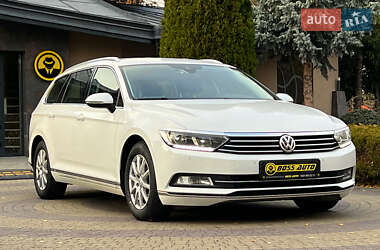 Универсал Volkswagen Passat 2018 в Львове