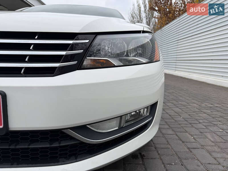 Седан Volkswagen Passat 2014 в Одессе