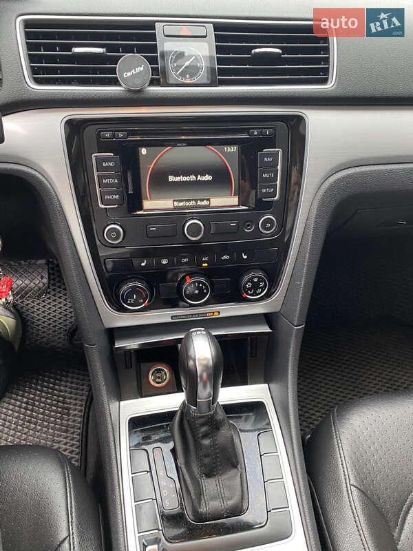 Седан Volkswagen Passat 2013 в Умани