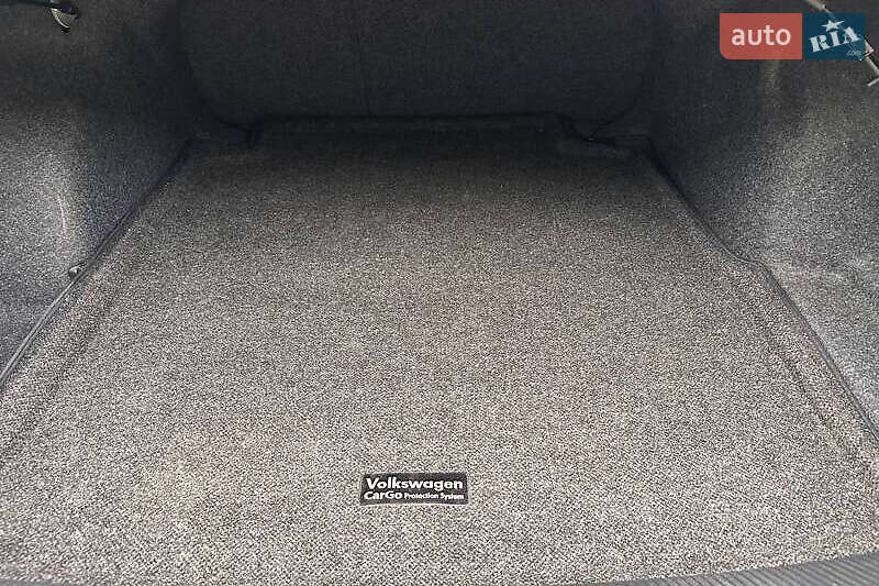 Седан Volkswagen Passat 2017 в Киеве фото 23 Седан Volkswagen Passat 2017 в Киеве