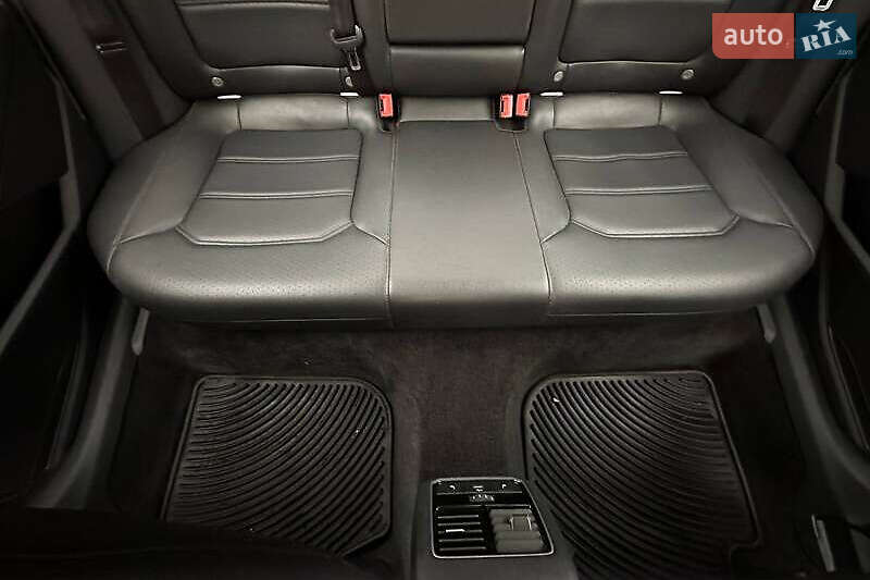 Седан Volkswagen Passat 2017 в Киеве фото 18 Седан Volkswagen Passat 2017 в Киеве