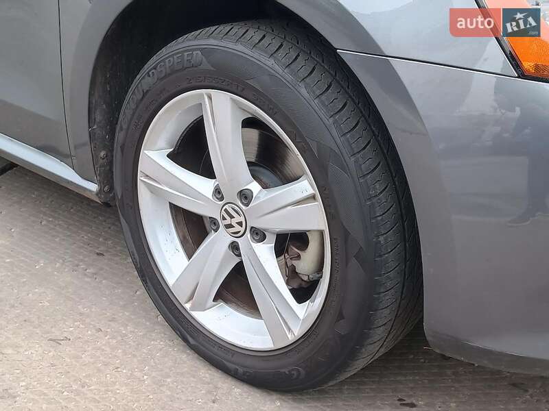 Седан Volkswagen Passat 2014 в Харькове фото 7 Седан Volkswagen Passat 2014 в Харькове