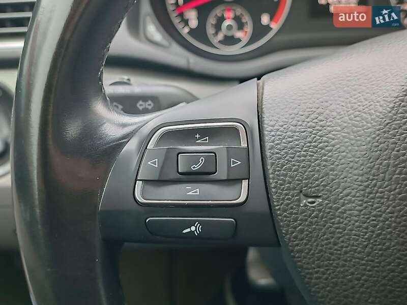 Седан Volkswagen Passat 2014 в Харькове фото 27 Седан Volkswagen Passat 2014 в Харькове
