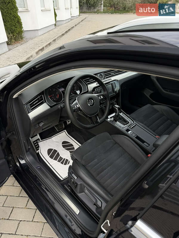 Универсал Volkswagen Passat 2016 в Житомире