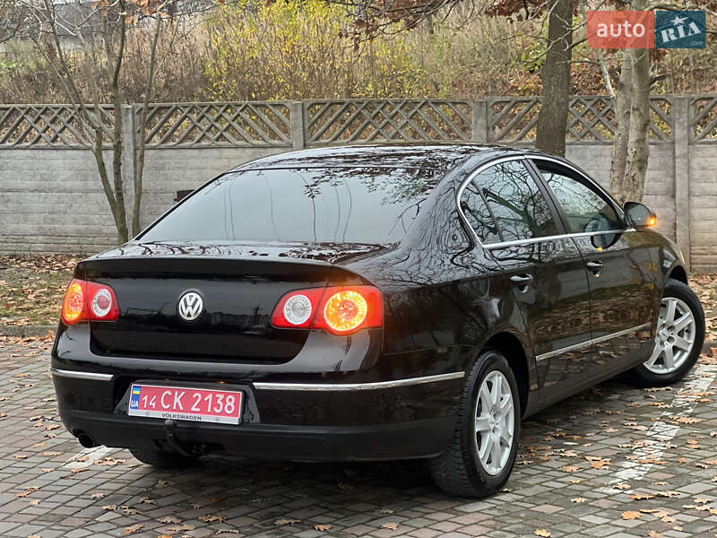 Седан Volkswagen Passat 2006 в Ивано-Франковске