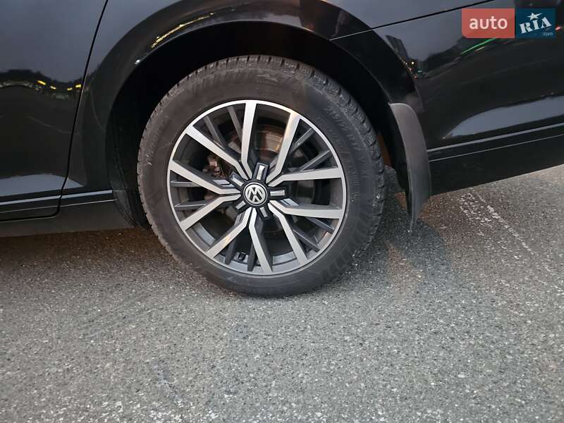 Седан Volkswagen Passat 2016 в Броварах фото 2 Седан Volkswagen Passat 2016 в Броварах
