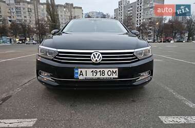 Седан Volkswagen Passat 2016 в Броварах
