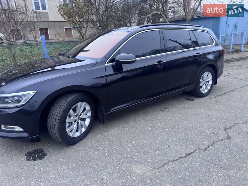 Универсал Volkswagen Passat 2017 в Снятине