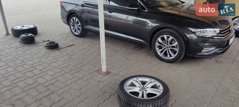 Универсал Volkswagen Passat 2020 в Краснограде фото 52 Универсал Volkswagen Passat 2020 в Краснограде