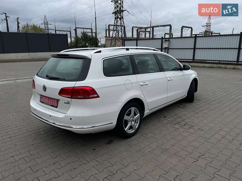 Универсал Volkswagen Passat 2011 в Луцке фото 4 Универсал Volkswagen Passat 2011 в Луцке