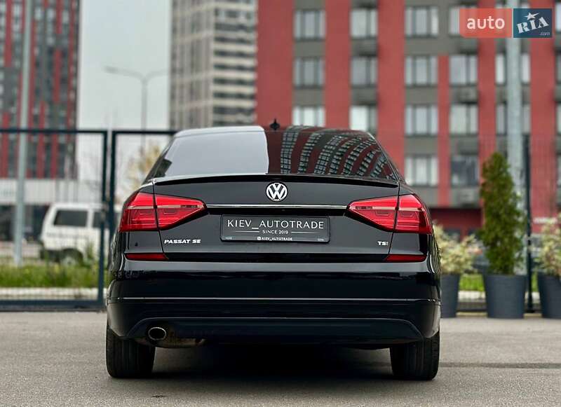 Седан Volkswagen Passat 2015 в Киеве
