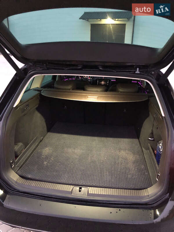 Универсал Volkswagen Passat 2016 в Бориславе