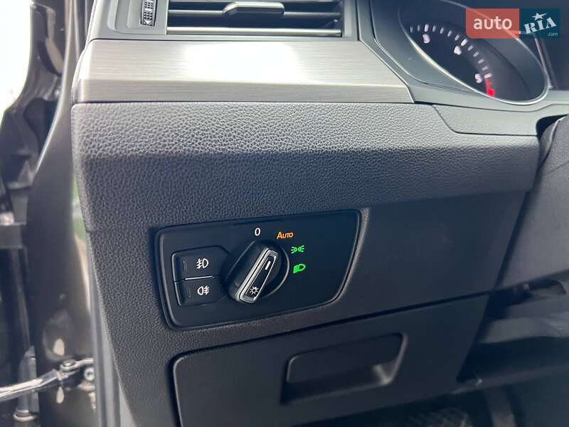 Седан Volkswagen Passat 2018 в Києві