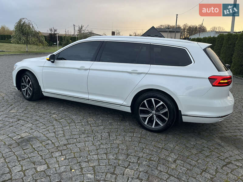 Универсал Volkswagen Passat 2018 в Львове