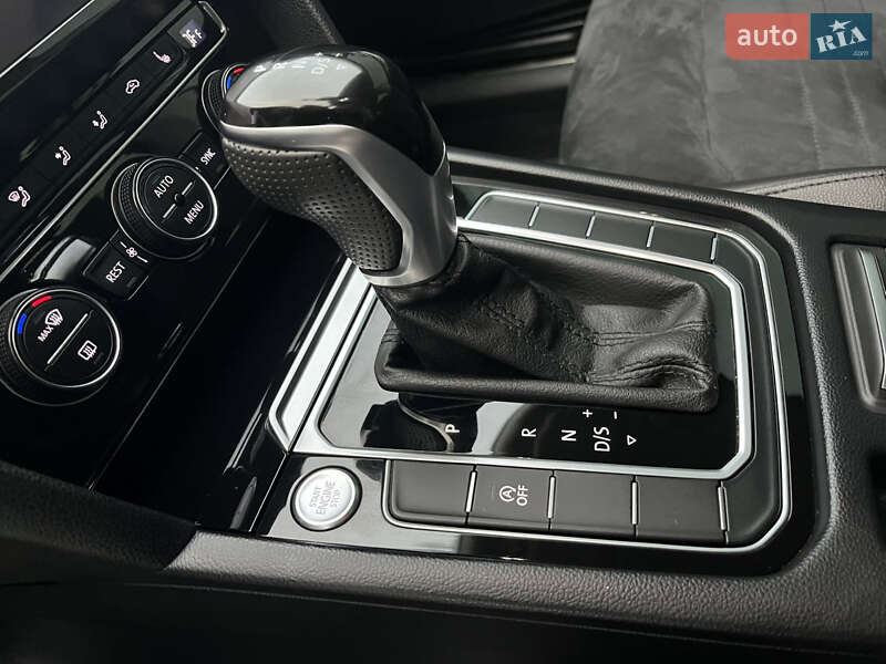 Универсал Volkswagen Passat 2018 в Львове