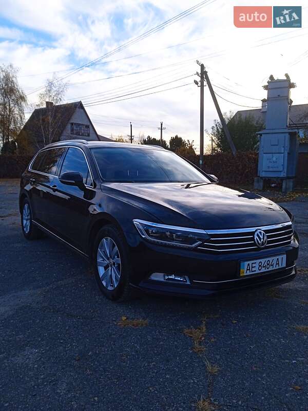 Универсал Volkswagen Passat 2018 в Днепре