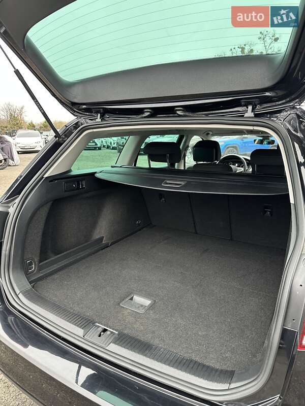 Универсал Volkswagen Passat 2021 в Белогородке