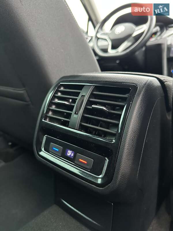 Универсал Volkswagen Passat 2021 в Белогородке